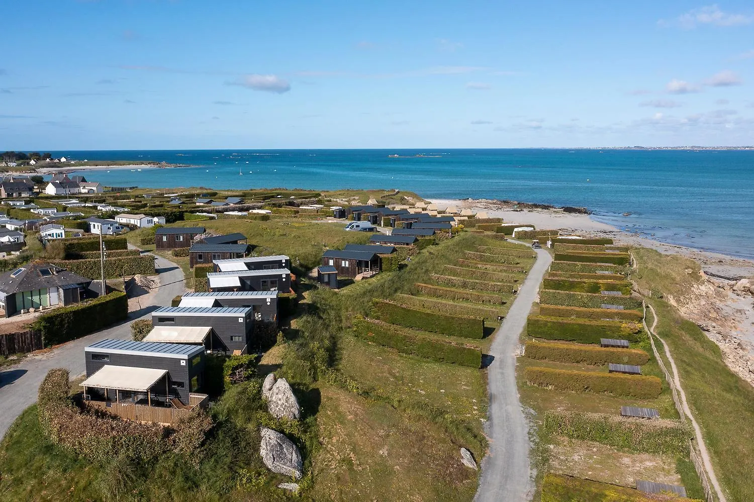 Slow Village Breizh Légendes Plounéour-Trez Camping