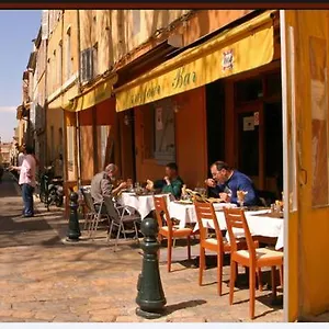 https://new-charmant-t2-idealement-situe-au-coeur-du-centre-historique.aixenprovencehotels.org